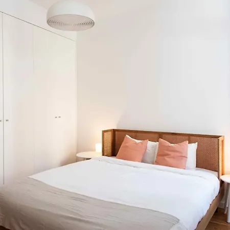 Amaro - Elegant 2 Bedroom In Alcantara Лиссабон