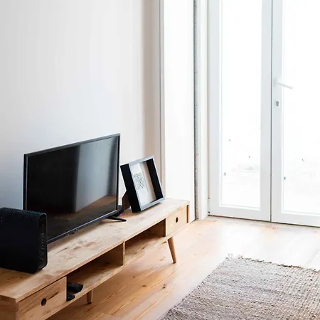 Amaro - Elegant 2 Bedroom In Alcantara *