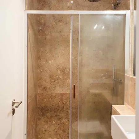 Amaro - Elegant 2 Bedroom In Alcantara * Lisboa
